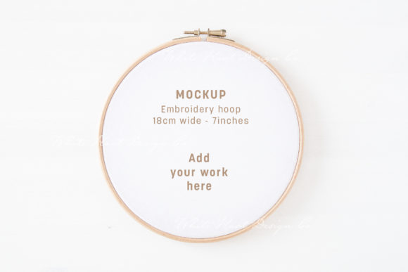 Minimal Embroidery Hoop Mockup: A Designer's Review